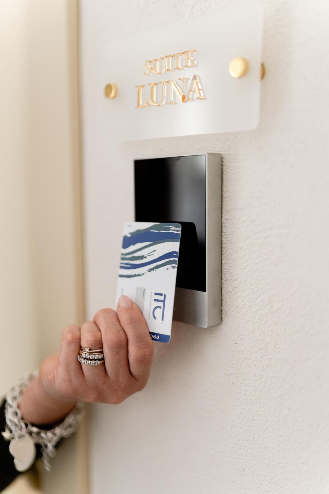 Aurluna Luxury Suites Bari Extérieur photo